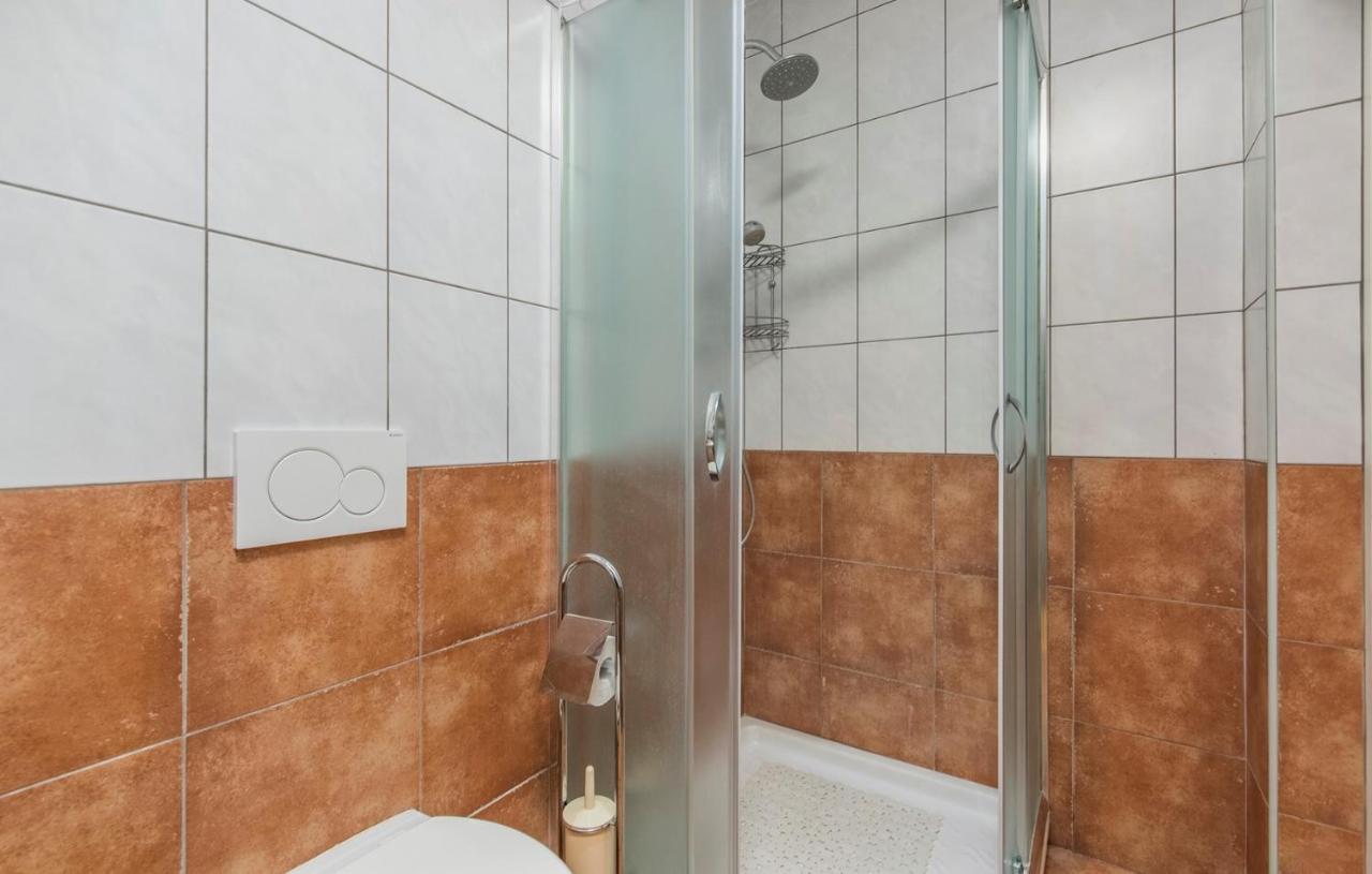 Apartment Complex Iris بوريتش المظهر الخارجي الصورة